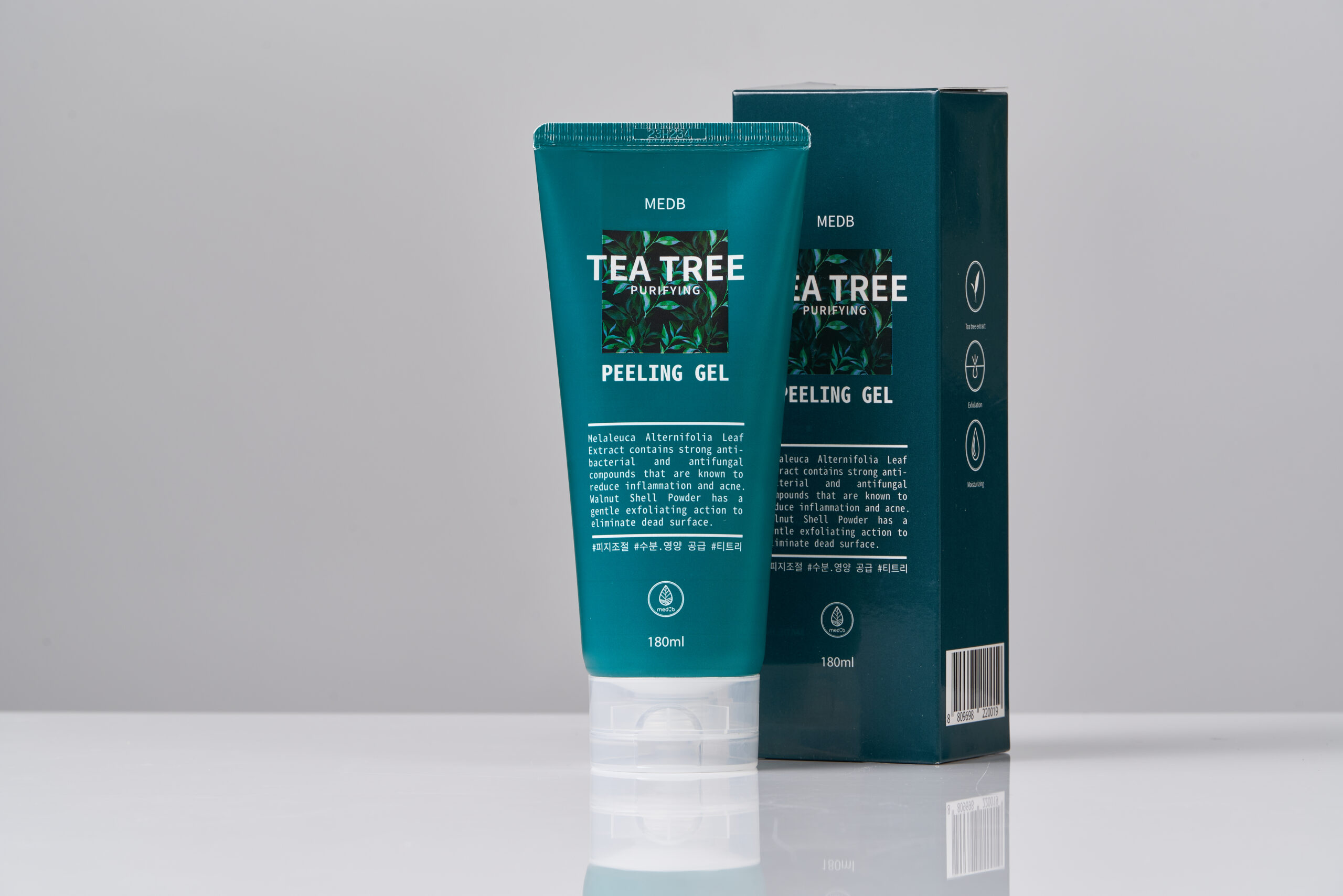 MEDB Gel Peeling Purificator cu Arbore de Ceai – Exfoliere Blândă și Hidratare pentru Pielea Sensibilă